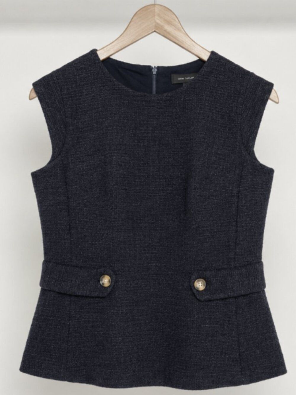 Ann Taylor Textured Sleeveless Top  | Size L - NWT